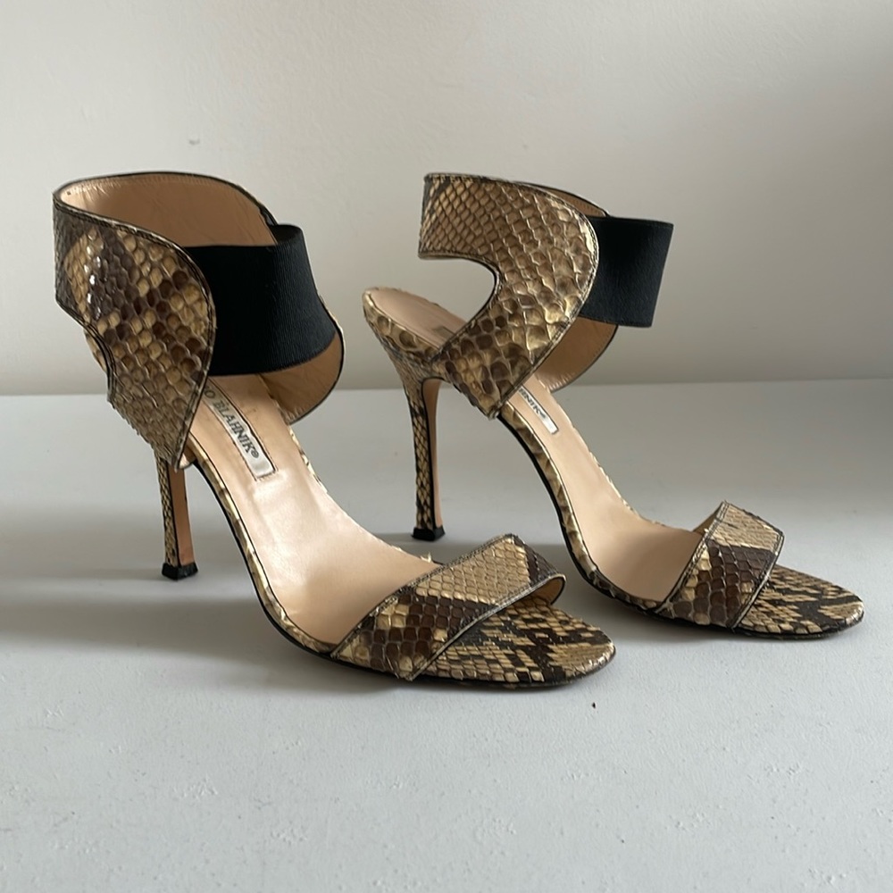 Manolo Blahnik Snakeskin Heels - Black and Brown